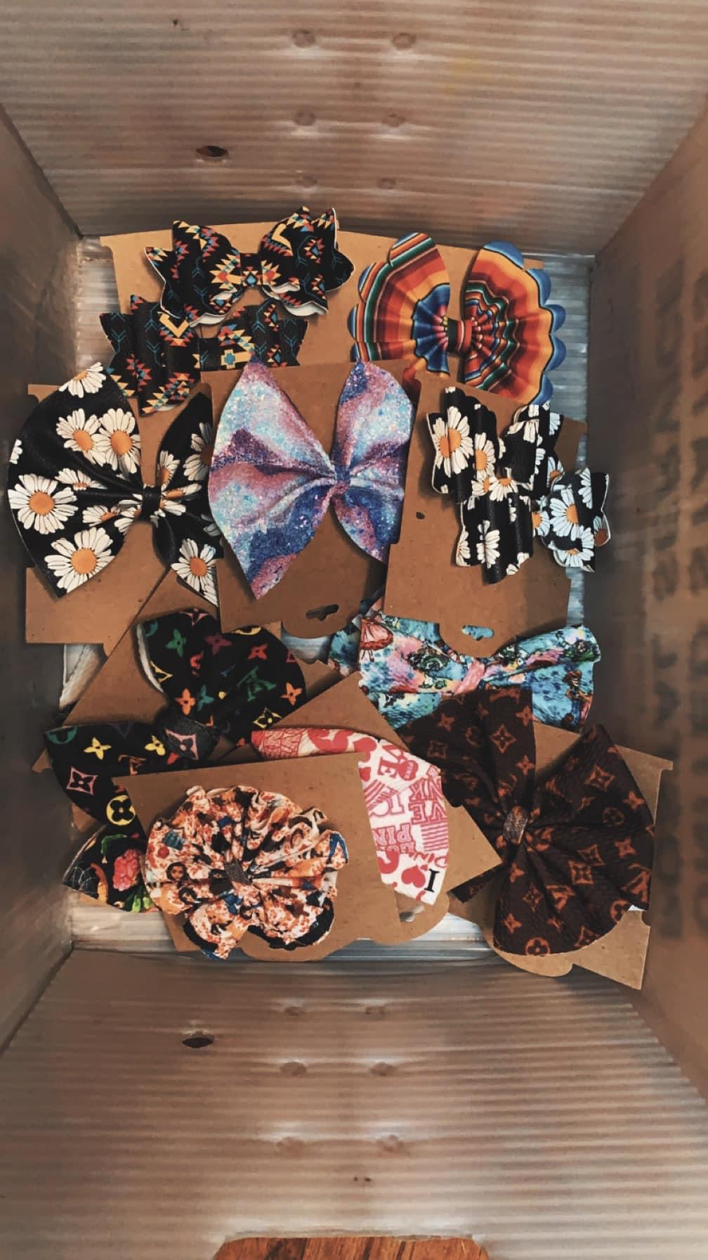 Bows/ Scrunchies